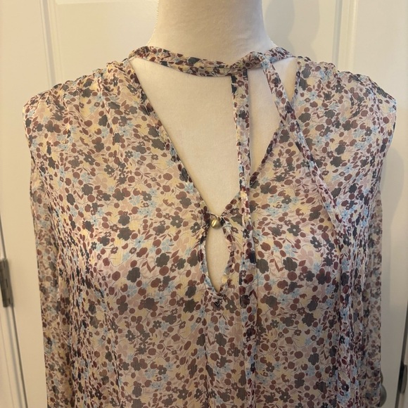 Theory Floral Sheer Bernetta Multi Chiffon High Low Blouse Top Silk Size Small - Picture 4 of 8